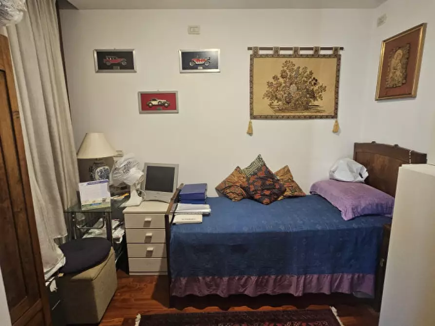 Immagine 30 di Palazzo in vendita  in riviera Mugnai a Padova