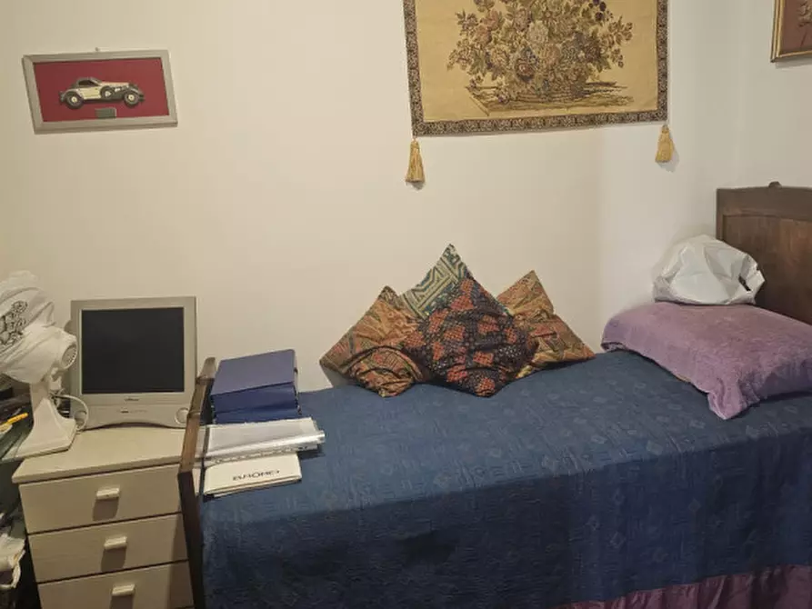 Immagine 35 di Palazzo in vendita  in riviera Mugnai a Padova