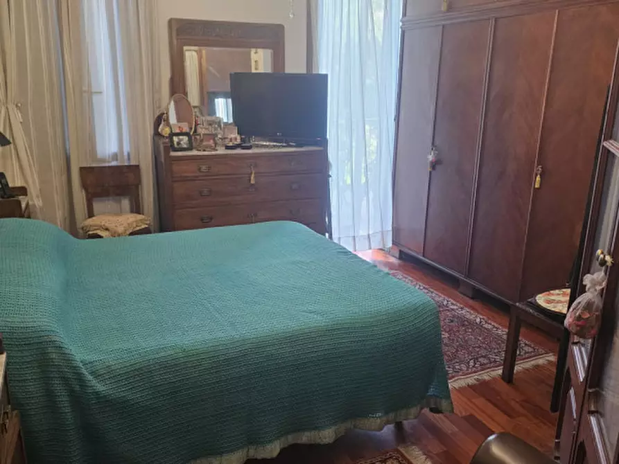 Immagine 37 di Palazzo in vendita  in riviera Mugnai a Padova