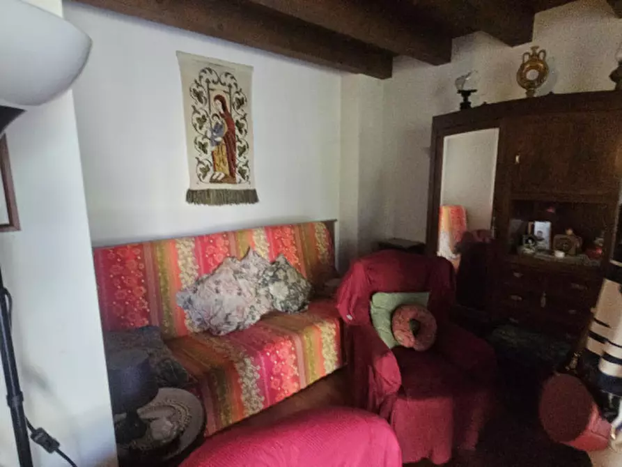 Immagine 42 di Palazzo in vendita  in riviera Mugnai a Padova