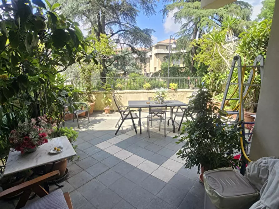 Immagine 45 di Palazzo in vendita  in riviera Mugnai a Padova