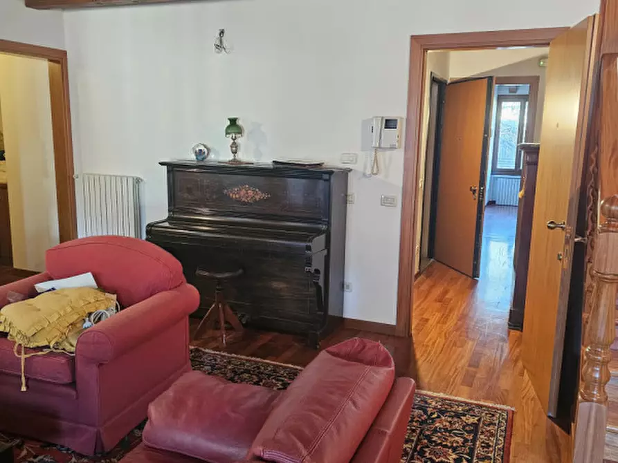 Immagine 62 di Palazzo in vendita  in riviera Mugnai a Padova