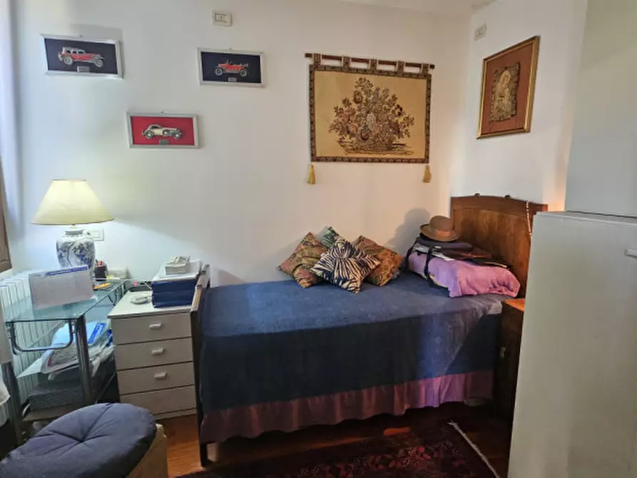 Immagine 75 di Palazzo in vendita  in riviera Mugnai a Padova