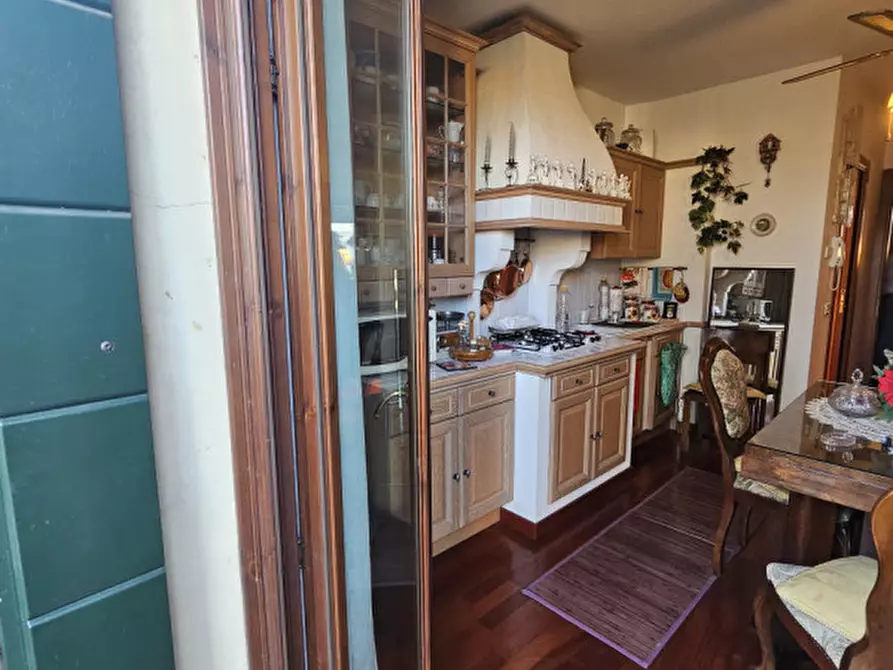 Immagine 79 di Palazzo in vendita  in riviera Mugnai a Padova