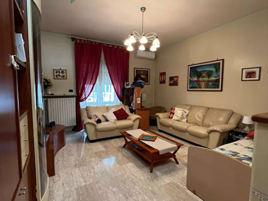 Immagine 12 di Appartamento in vendita  in via detta nuova casoria a Casoria