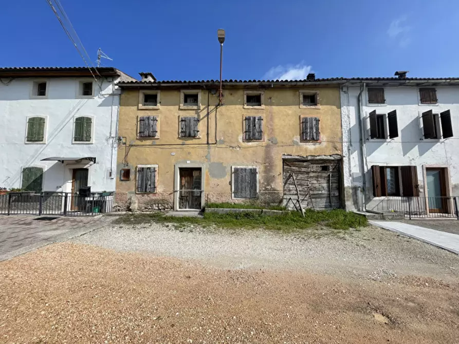 Immagine 1 di Villetta a schiera in vendita  in Contrada Macchielli a Grezzana