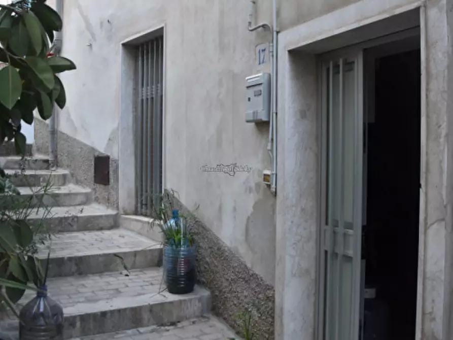 Immagine 3 di Casa indipendente in vendita  in Via Ascenzo a Modica