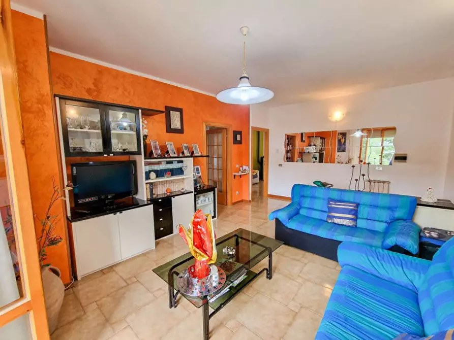 Immagine 3 di Appartamento in vendita  in San Donato in Taviglione a Sassocorvaro Auditore