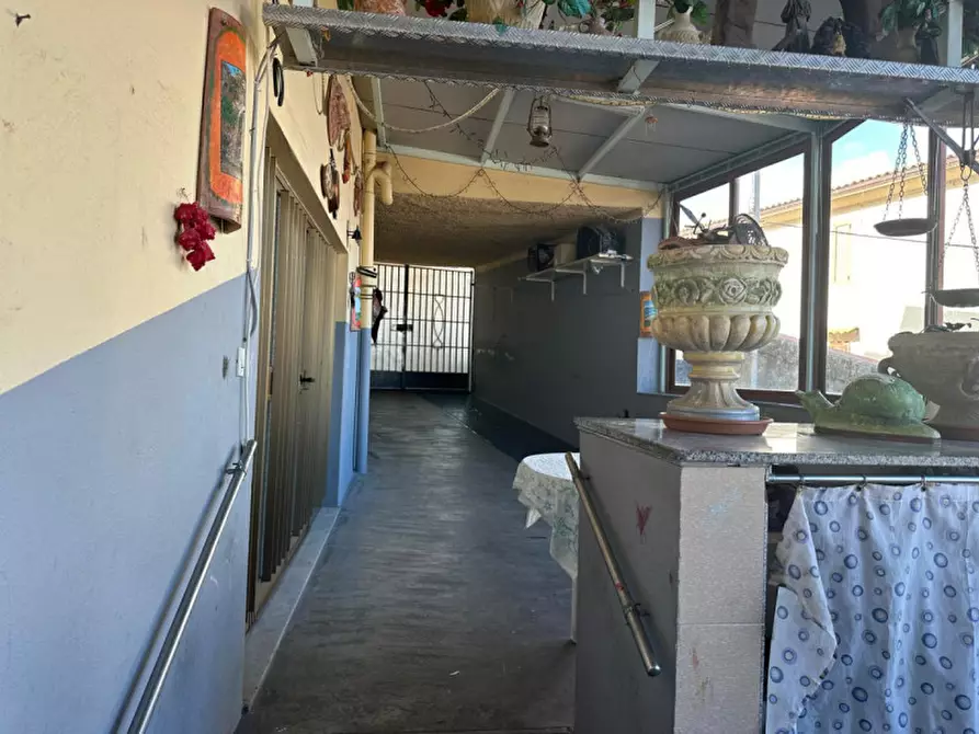 Immagine 22 di Palazzo in vendita  in VIA CARRUBBARO a Milazzo