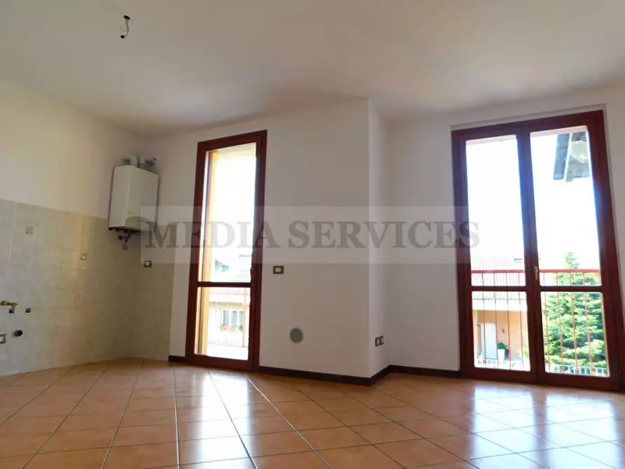 Immagine 7 di Appartamento in vendita  in via del Lucino n° 4 a Sannazzaro De' Burgondi