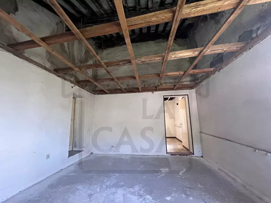 Immagine 17 di Rustico / casale in vendita  in Via Regazzoni Alta a Montegrotto Terme