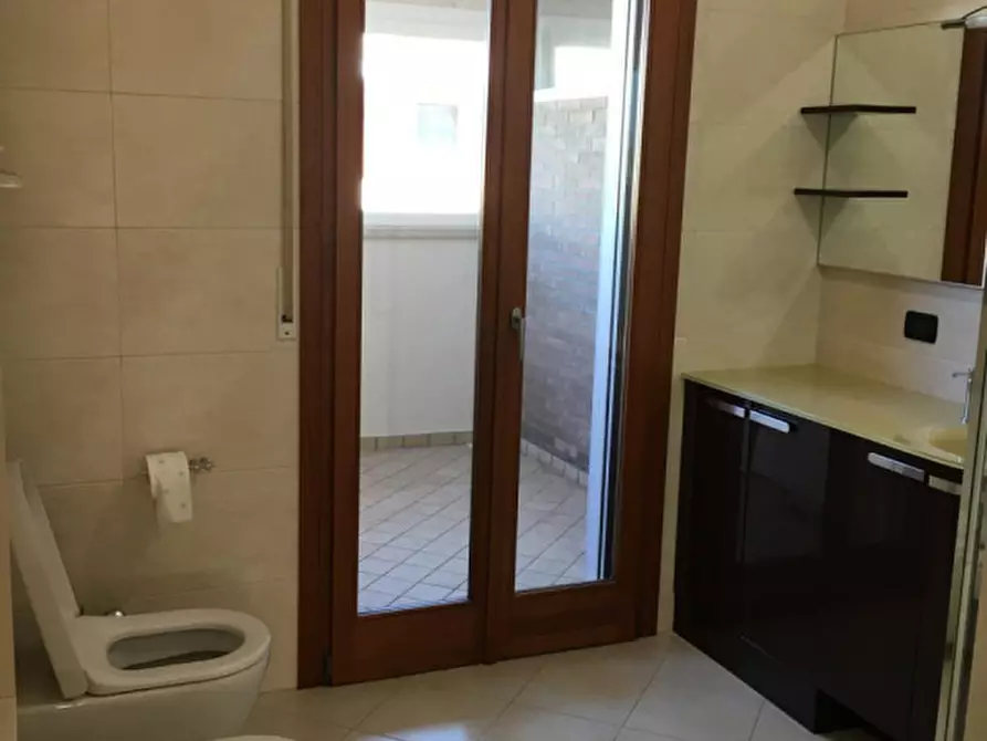 Immagine 9 di Appartamento in vendita  a Campolongo Maggiore