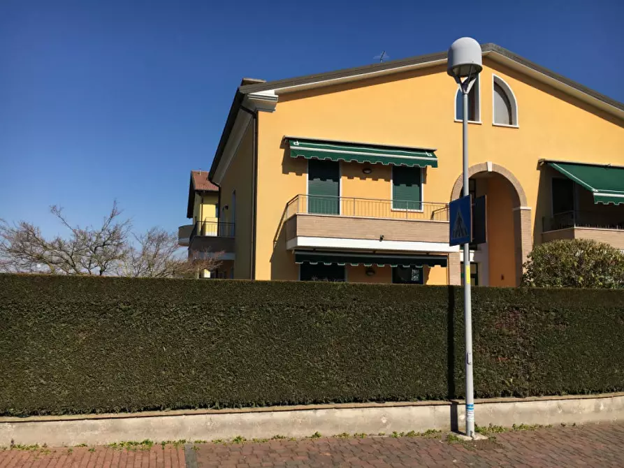 Immagine 13 di Appartamento in vendita  a Campolongo Maggiore