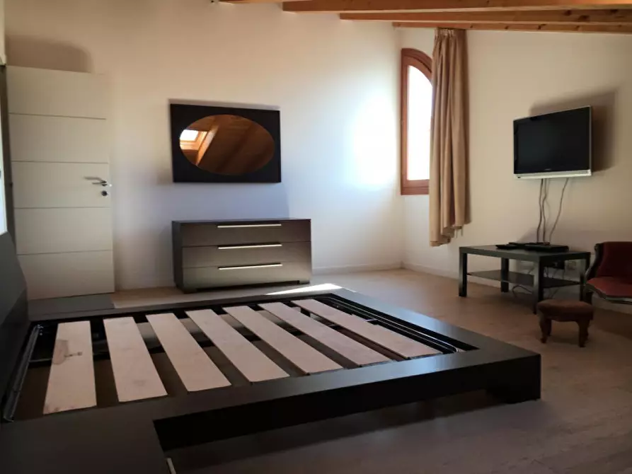 Immagine 17 di Appartamento in vendita  a Campolongo Maggiore