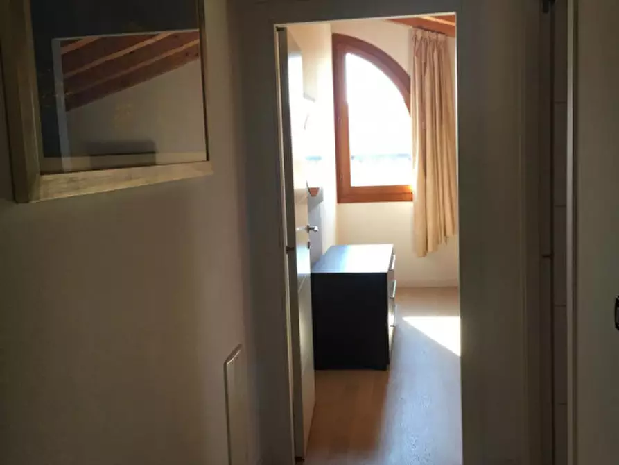 Immagine 21 di Appartamento in vendita  a Campolongo Maggiore