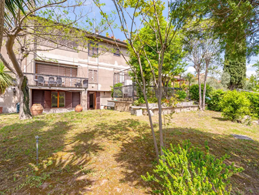 Immagine 1 di Appartamento in vendita  in via ernesto basile 39c a Roma