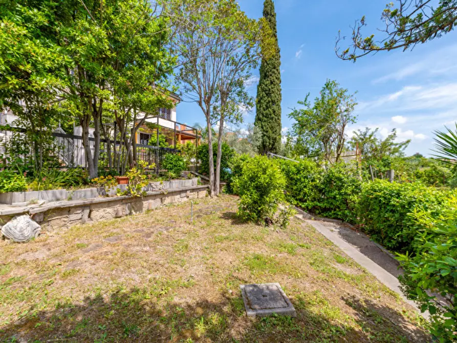 Immagine 5 di Appartamento in vendita  in via ernesto basile 39c a Roma