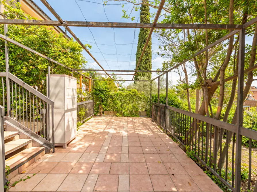 Immagine 9 di Appartamento in vendita  in via ernesto basile 39c a Roma