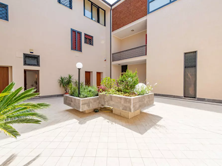 Immagine 39 di Appartamento in vendita  in via ernesto basile 39c a Roma