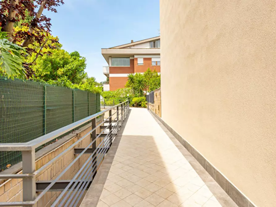 Immagine 40 di Appartamento in vendita  in via ernesto basile 39c a Roma