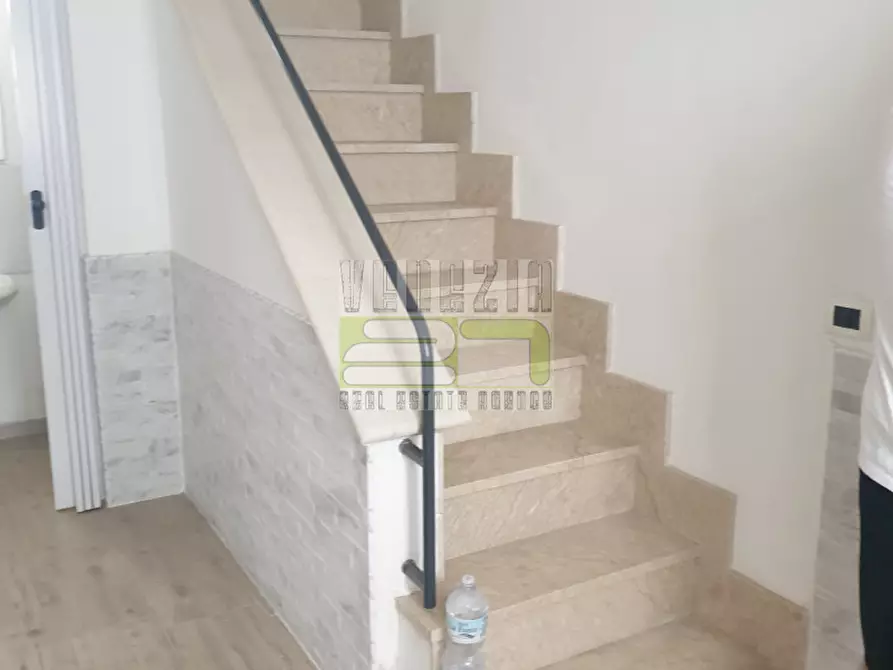 Immagine 3 di Casa indipendente in vendita  in via foscolo a Avola