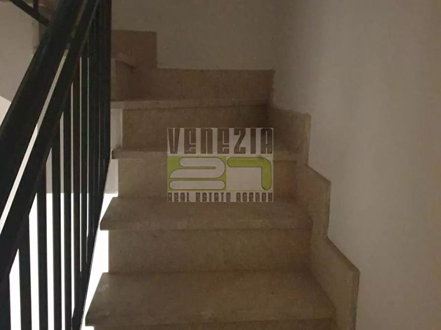 Immagine 11 di Casa indipendente in vendita  in via foscolo a Avola