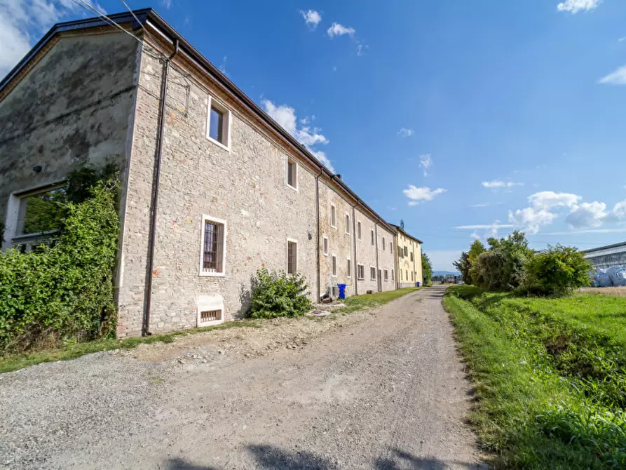 Immagine 18 di Rustico / casale in vendita  in Via Nazionale Lemignano a Collecchio