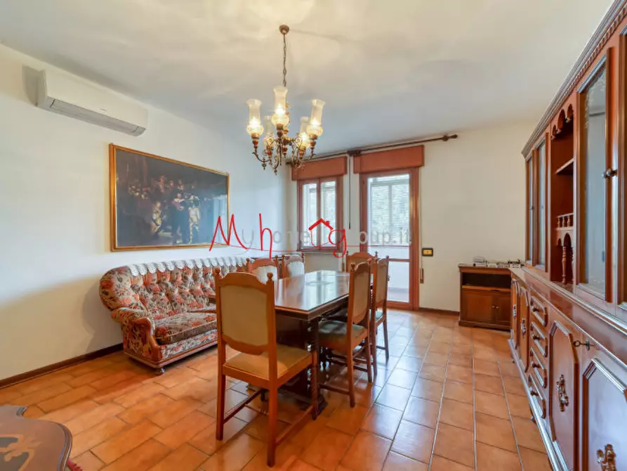 Immagine 1 di Appartamento in vendita  in Via Pirandello a Selvazzano Dentro