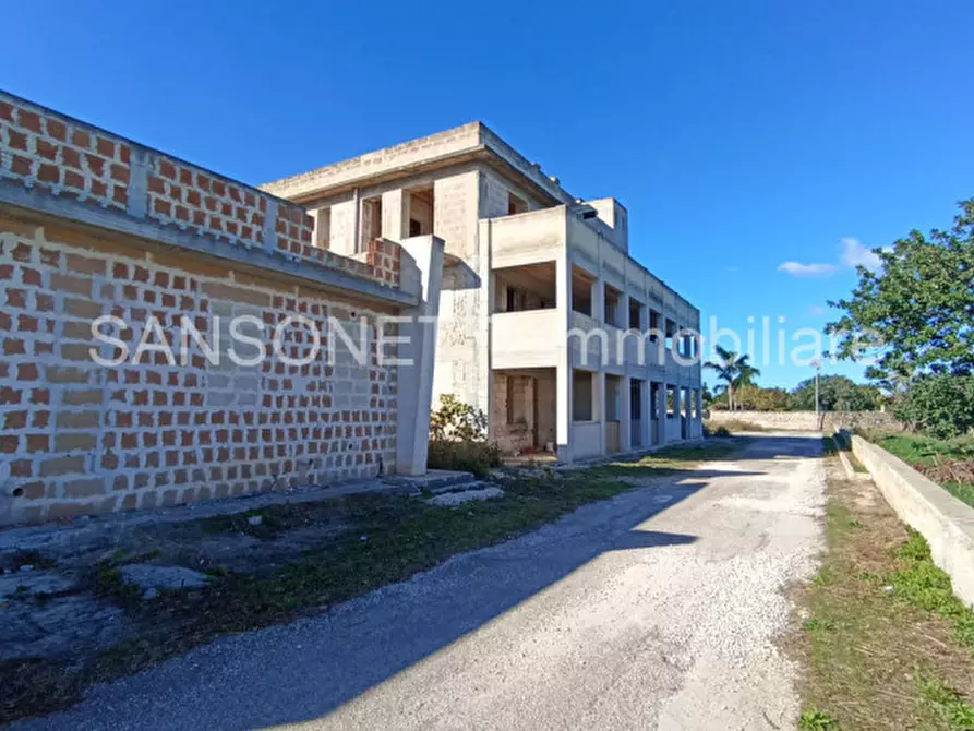 Immagine 17 di Rustico / casale in vendita  in viale stazione a Fasano