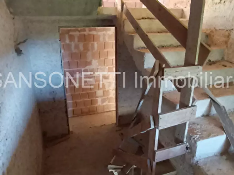 Immagine 42 di Rustico / casale in vendita  in viale stazione a Fasano