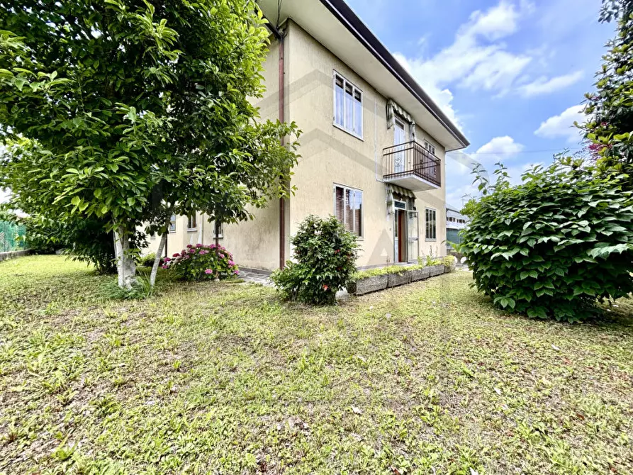 Immagine 2 di Casa bifamiliare in vendita  a Teolo