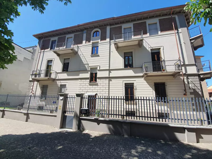 Immagine 1 di Appartamento in vendita  in Viale Ottavio Marchino 25 a Casale Monferrato