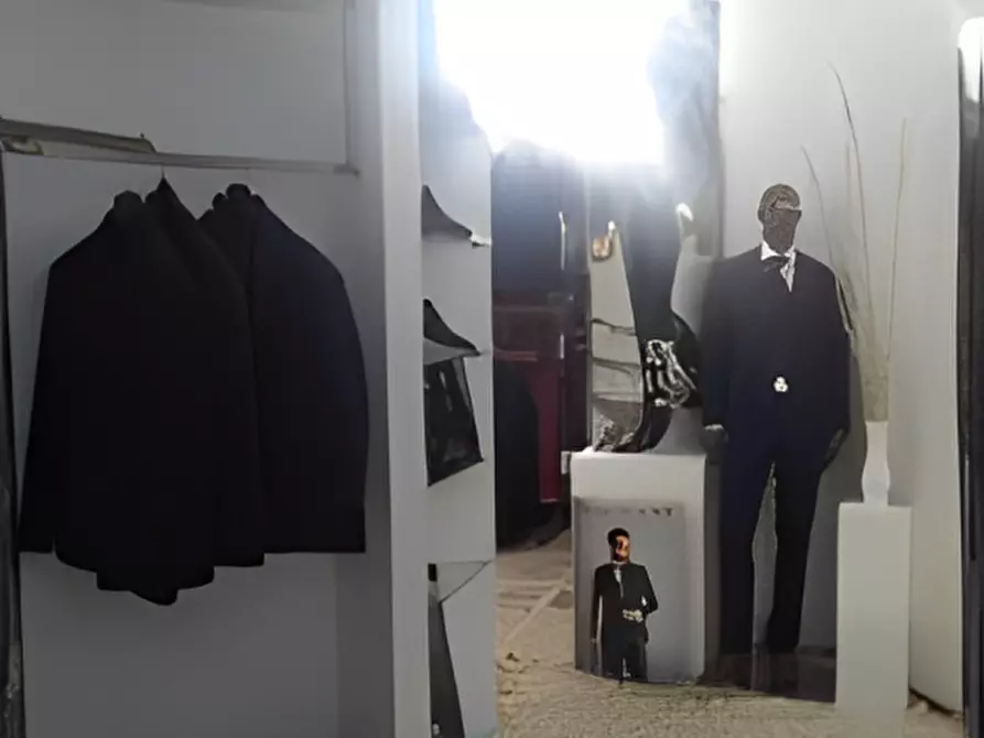 Immagine 3 di Negozio in vendita  in via Gramsci n. 213 a Riposto