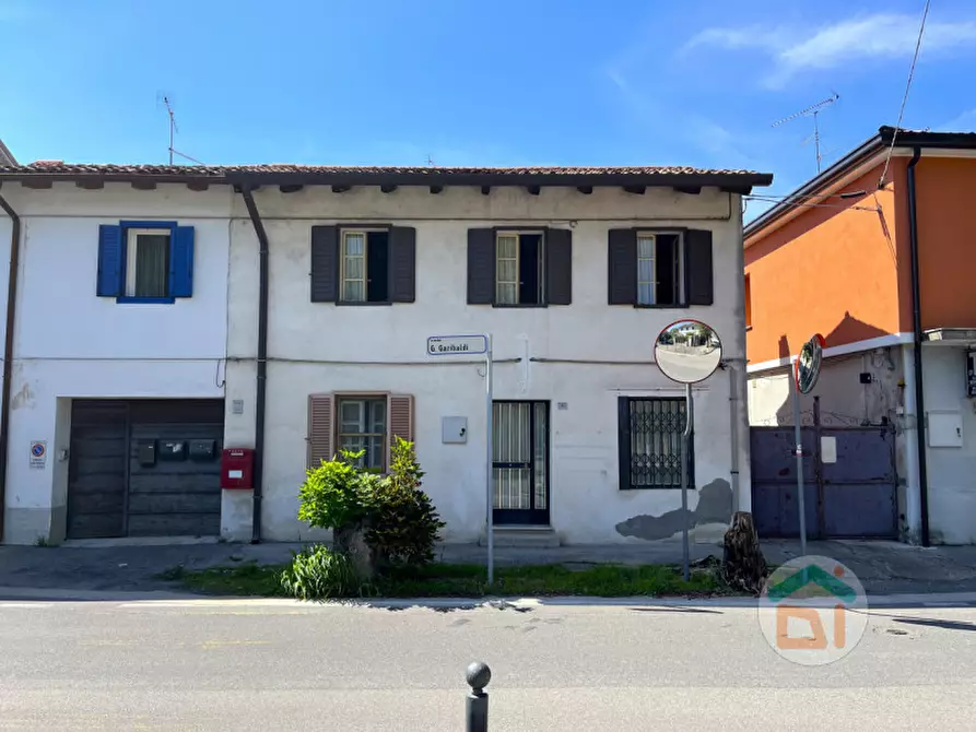 Immagine 1 di Villetta a schiera in vendita  in Via Garibaldi  179 a Ronchi Dei Legionari