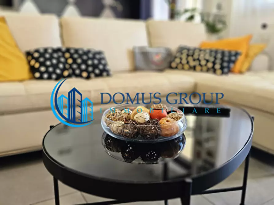 Immagine 10 di Attico in vendita  in Via Abbiategrasso, a Roma