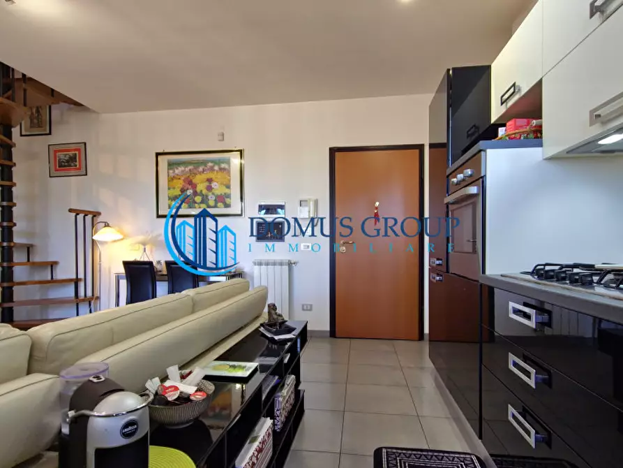 Immagine 12 di Attico in vendita  in Via Abbiategrasso, a Roma