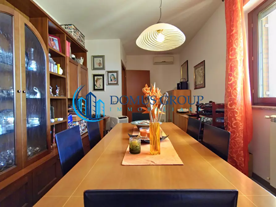 Immagine 22 di Attico in vendita  in Via Abbiategrasso, a Roma