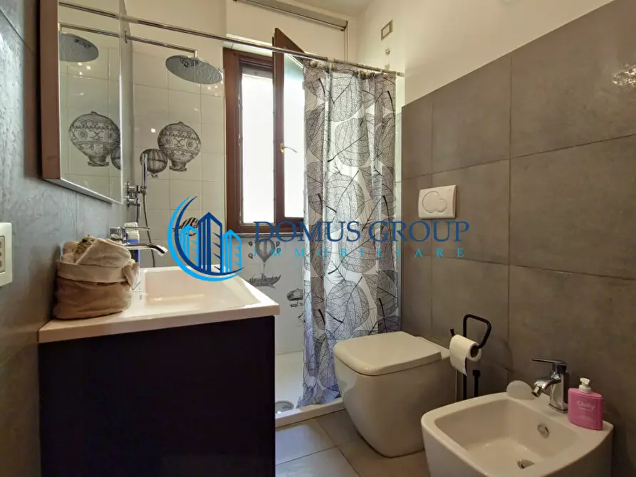 Immagine 26 di Attico in vendita  in Via Abbiategrasso, a Roma