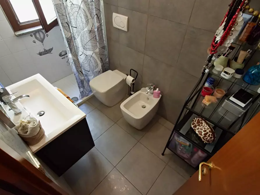 Immagine 30 di Attico in vendita  in Via Abbiategrasso, a Roma