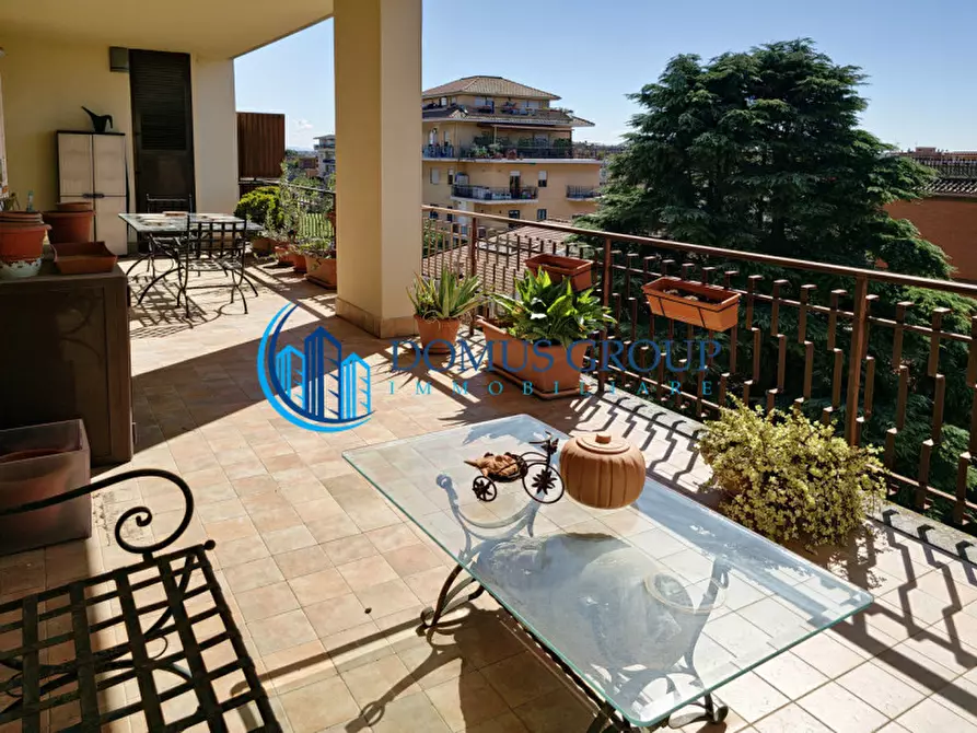 Immagine 37 di Attico in vendita  in Via Abbiategrasso, a Roma