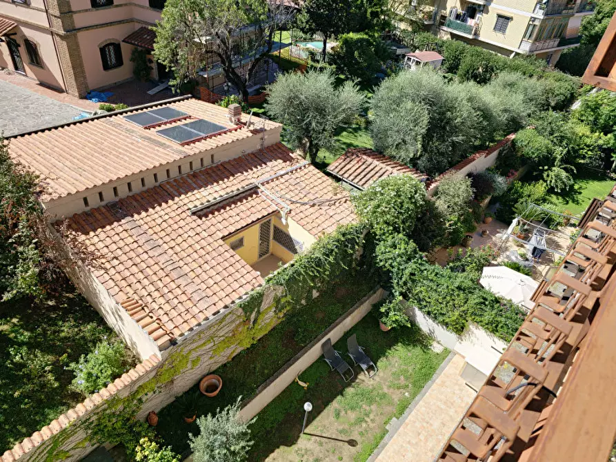 Immagine 42 di Attico in vendita  in Via Abbiategrasso, a Roma