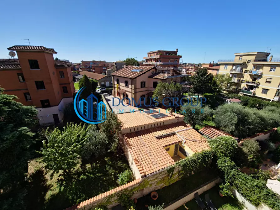 Immagine 42 di Attico in vendita  in Via Abbiategrasso, a Roma