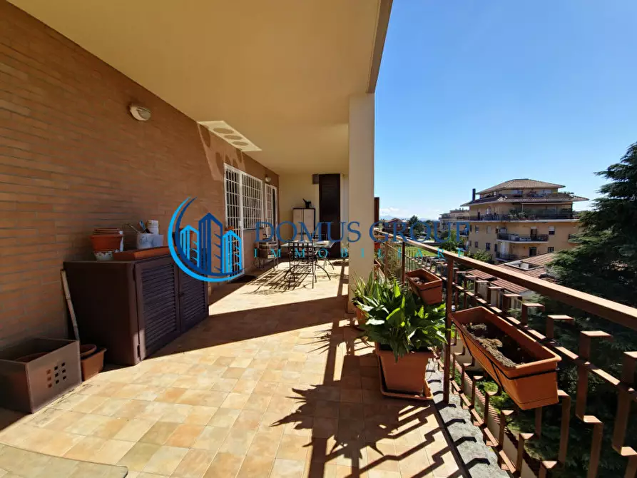 Immagine 44 di Attico in vendita  in Via Abbiategrasso, a Roma