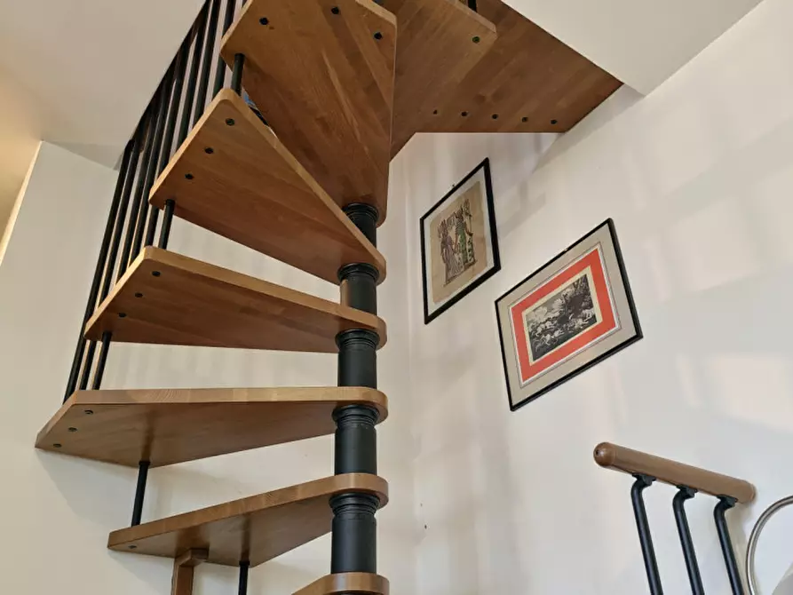 Immagine 47 di Attico in vendita  in Via Abbiategrasso, a Roma