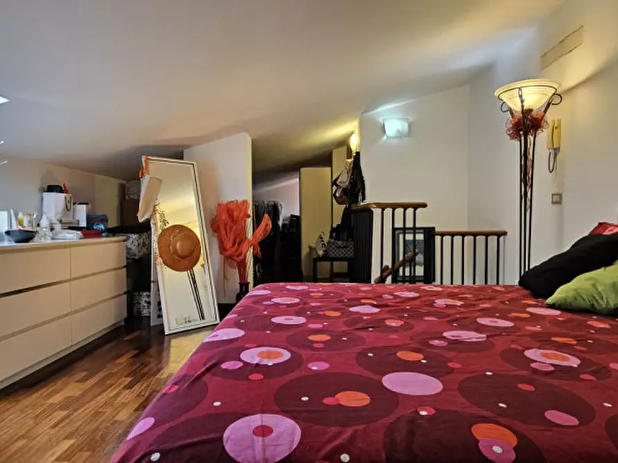 Immagine 51 di Attico in vendita  in Via Abbiategrasso, a Roma