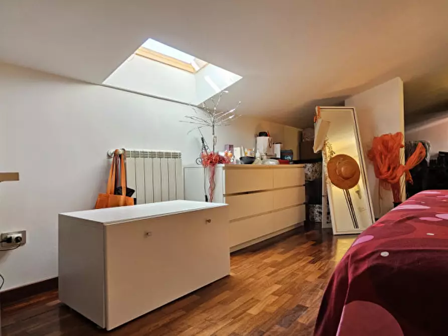 Immagine 52 di Attico in vendita  in Via Abbiategrasso, a Roma