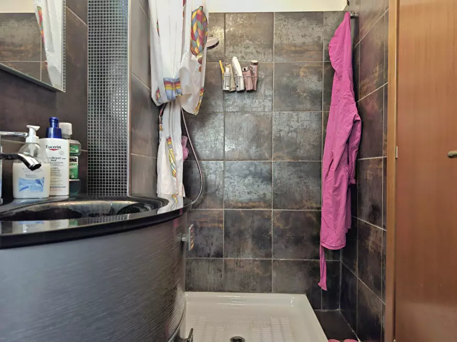 Immagine 64 di Attico in vendita  in Via Abbiategrasso, a Roma