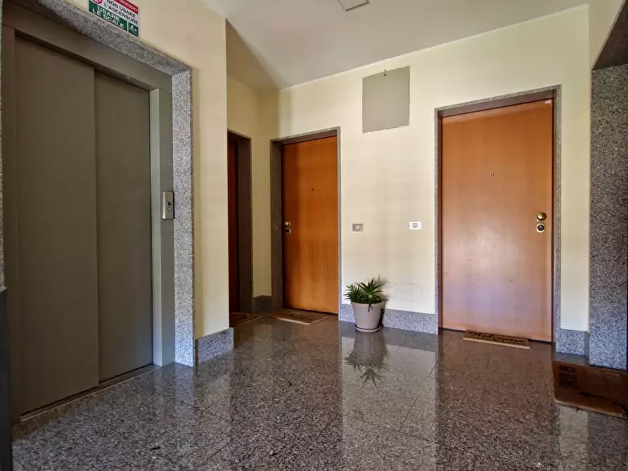 Immagine 66 di Attico in vendita  in Via Abbiategrasso, a Roma