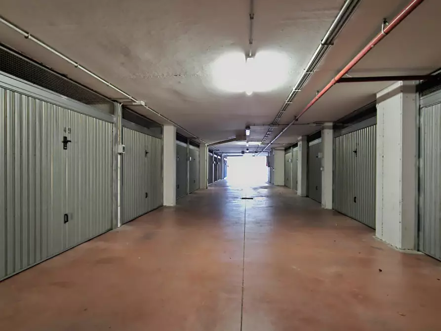 Immagine 70 di Attico in vendita  in Via Abbiategrasso, a Roma