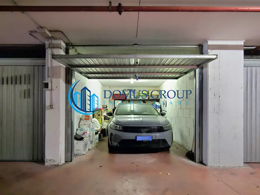 Immagine 71 di Attico in vendita  in Via Abbiategrasso, a Roma